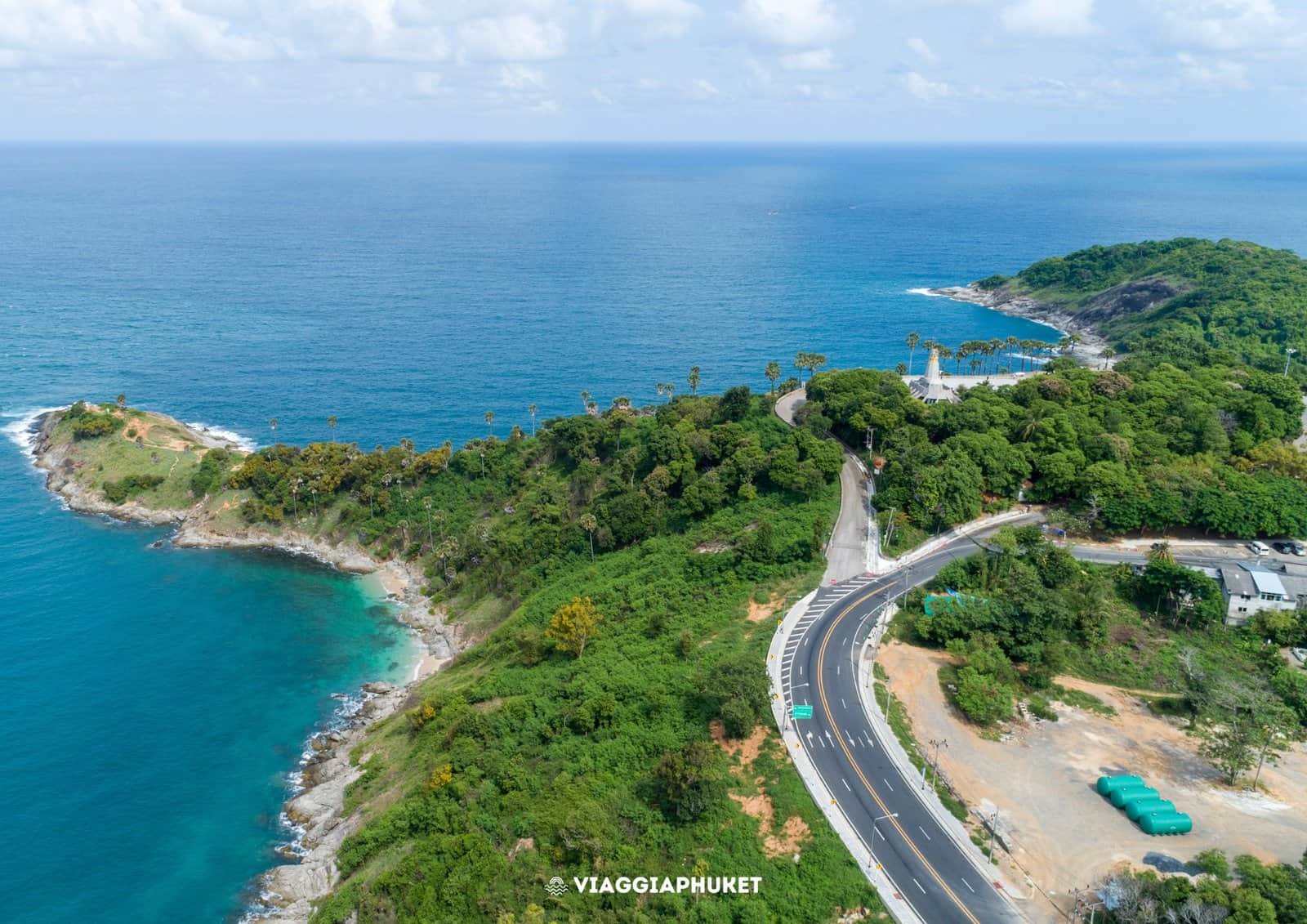 Strada tropicale in Thailandia