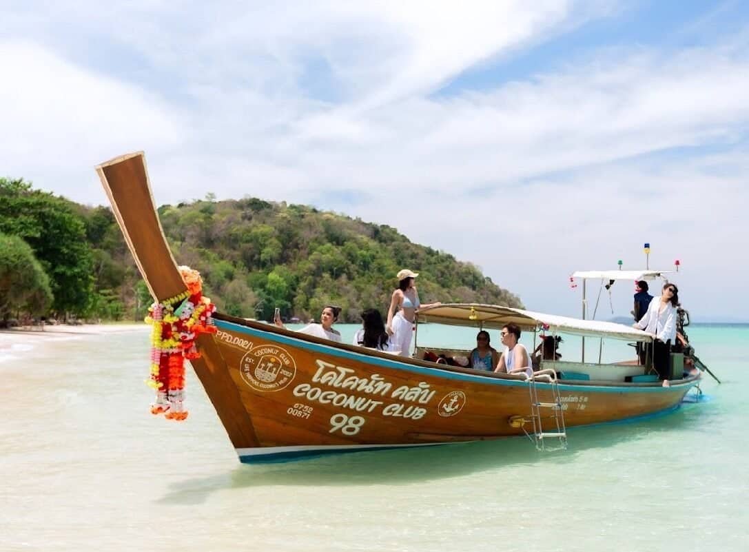 Tour in Barca di Legno Privato alle Isole Phi Phi