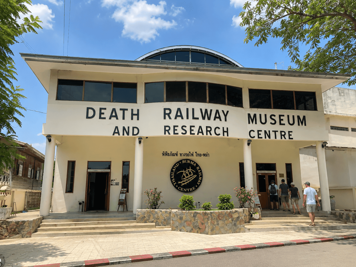 tour a kanchanaburi
