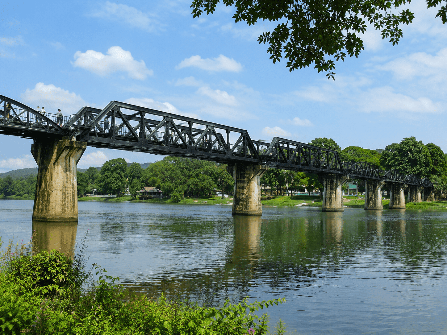 tour a kanchanaburi