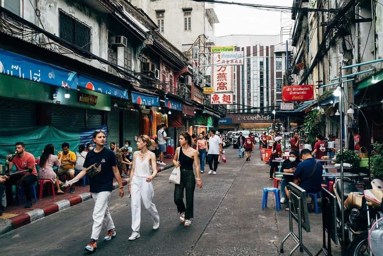 street-market-7462226_1280.jpg