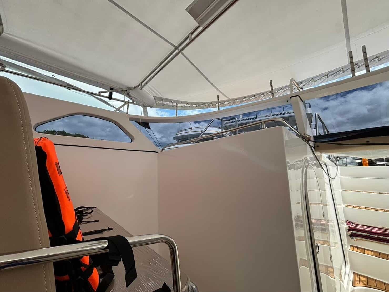 Motoscafo Bundhaya della linea Phuket Koh Lipe