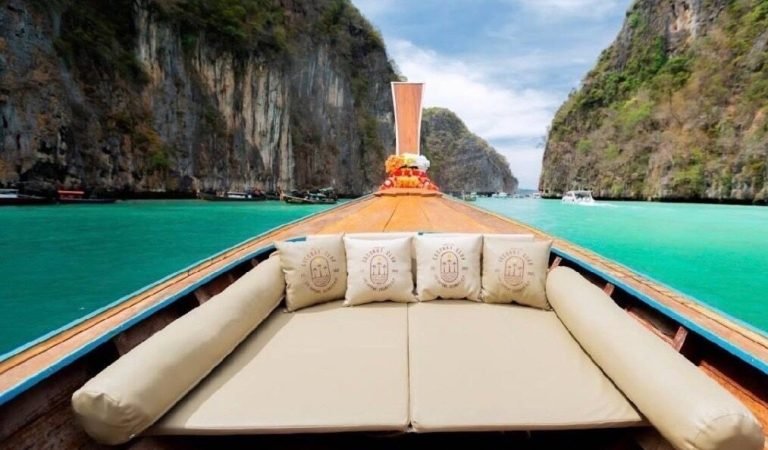 Tour in Barca di Legno Privato alle Isole Phi Phi