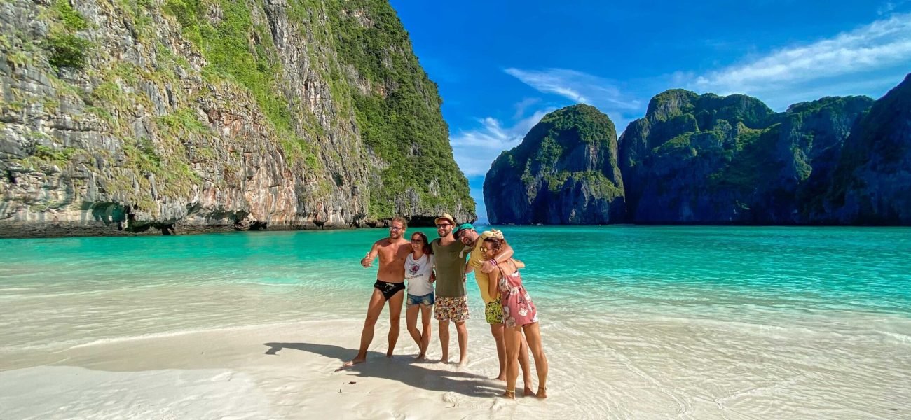 Escursione a Phi Phi Island da Phuket – Maya Bay vista mare