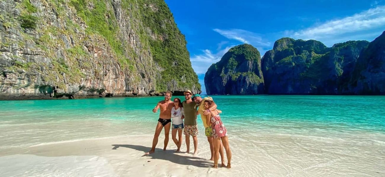 Escursione a Phi Phi Island da Phuket – Maya Bay vista mare